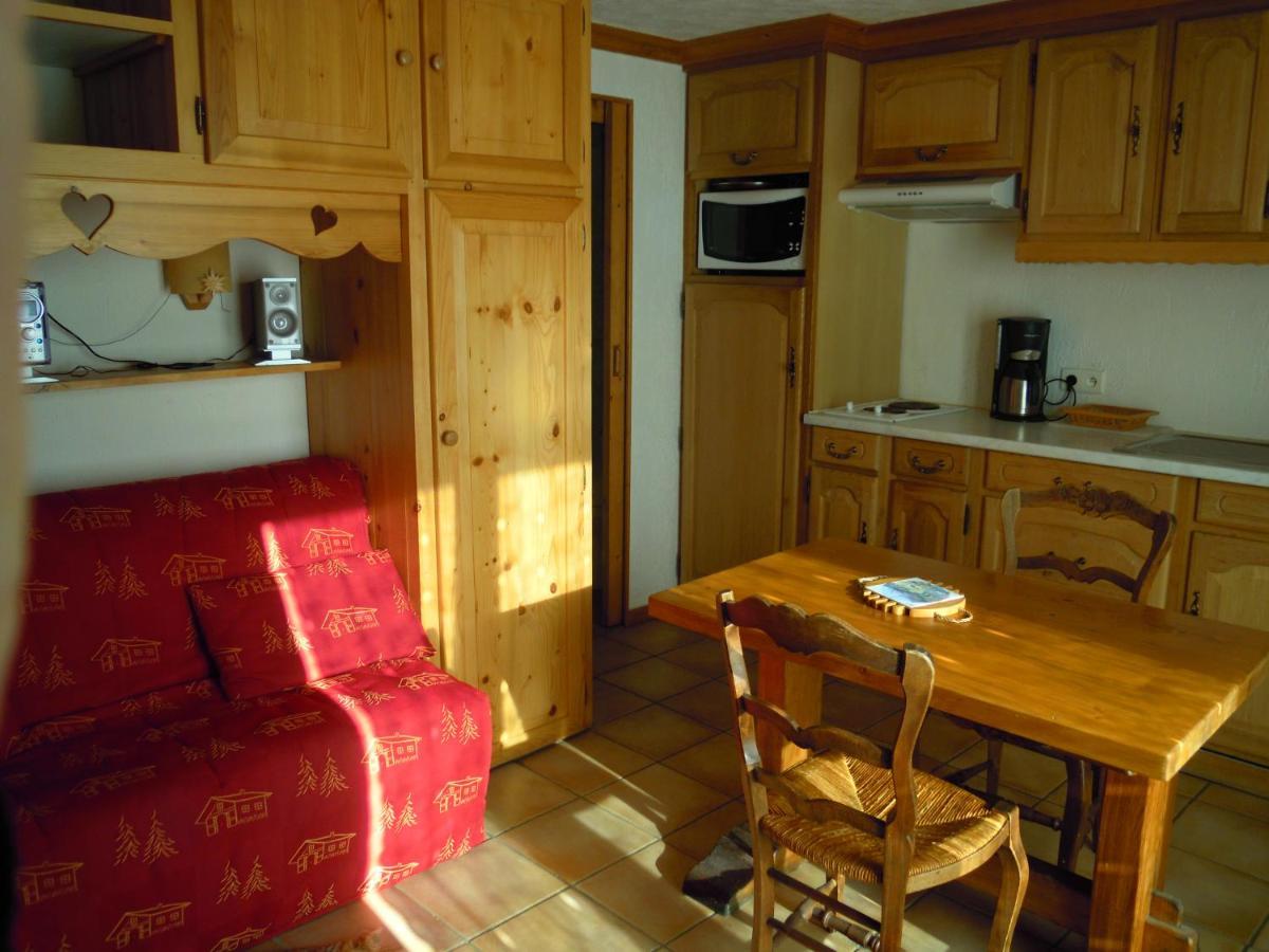 A4 Km De Megeve Tres Joli Studio Avec Jacuzzi ,Vue Sur Les Montagnes Au Calme Пра-сюр-Арлі Екстер'єр фото